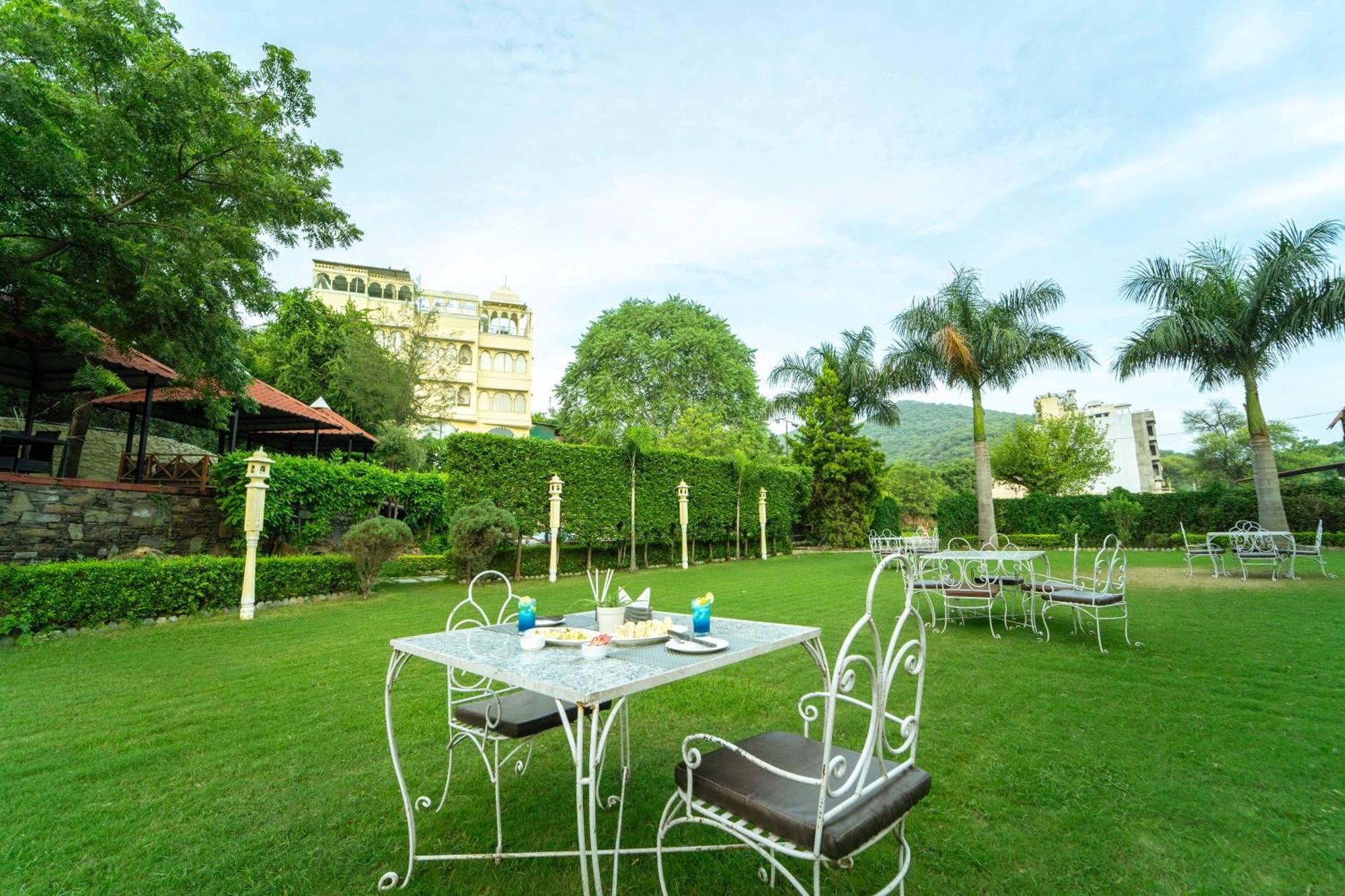 Treebo The Aravali Getaway Hotel Udaipur Kültér fotó